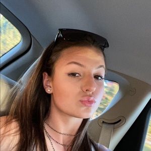 Meet your Posher, Ashlyn